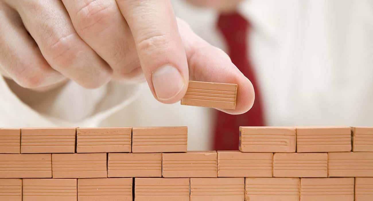 What Can a Party Wall Delay Actually Cost a Project Dronfield?